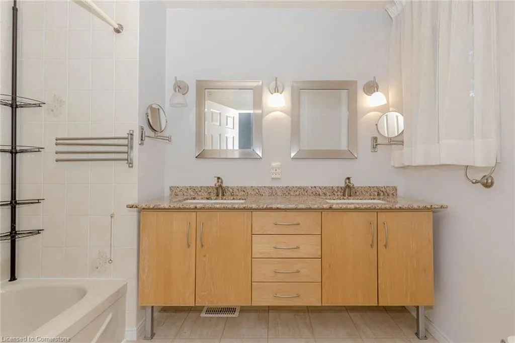 523 Beechwood Drive, #4