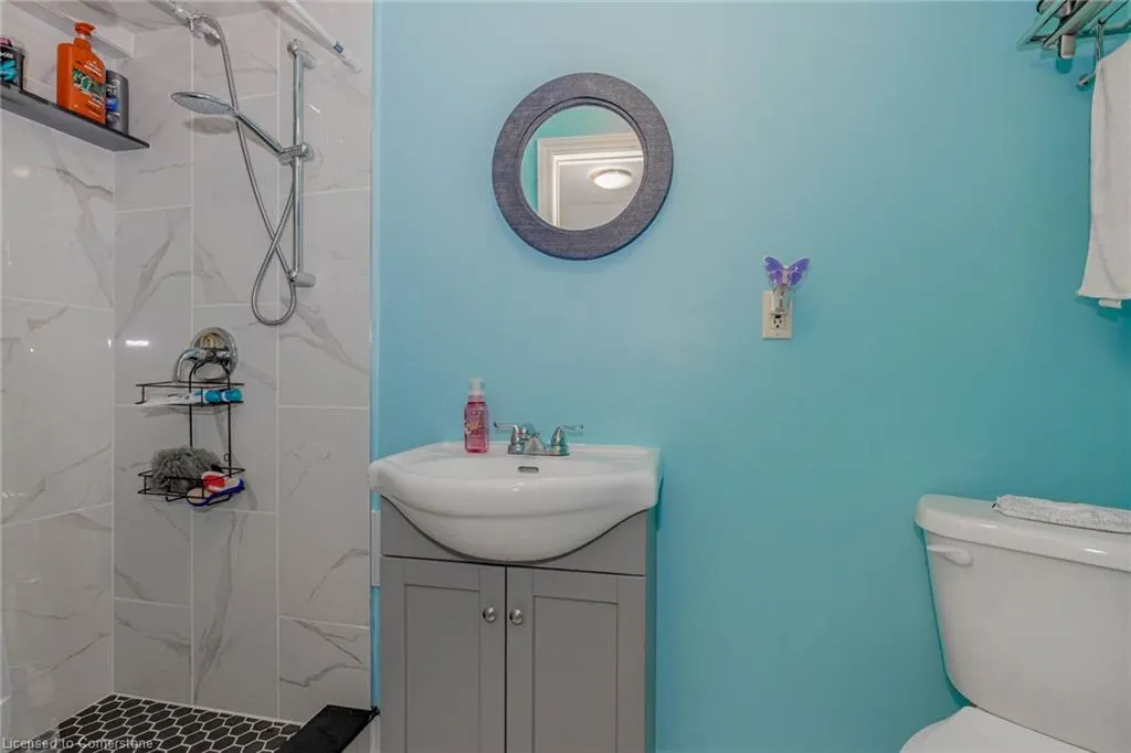 523 Beechwood Drive, #4