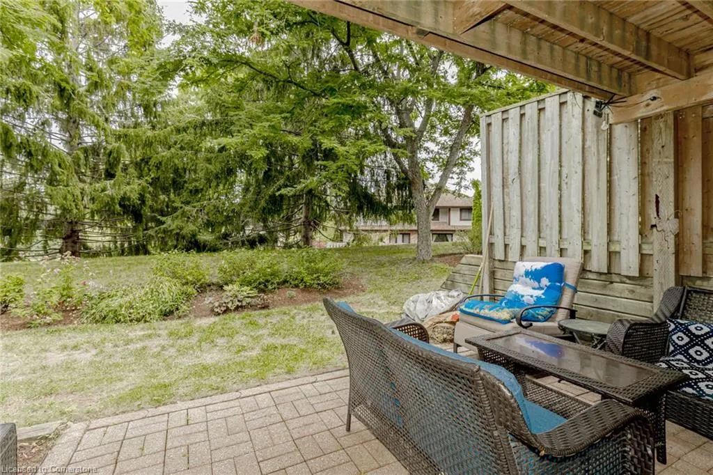 523 Beechwood Drive, #4