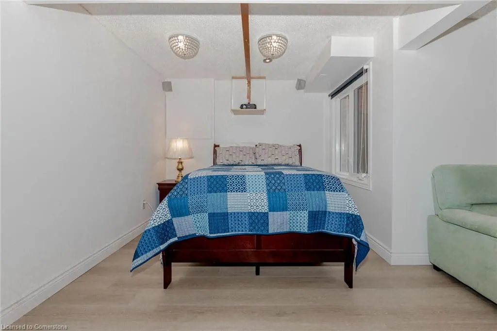 523 Beechwood Drive, #4