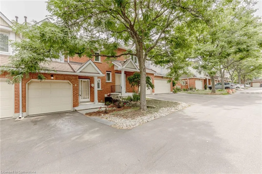 523 Beechwood Drive, #4