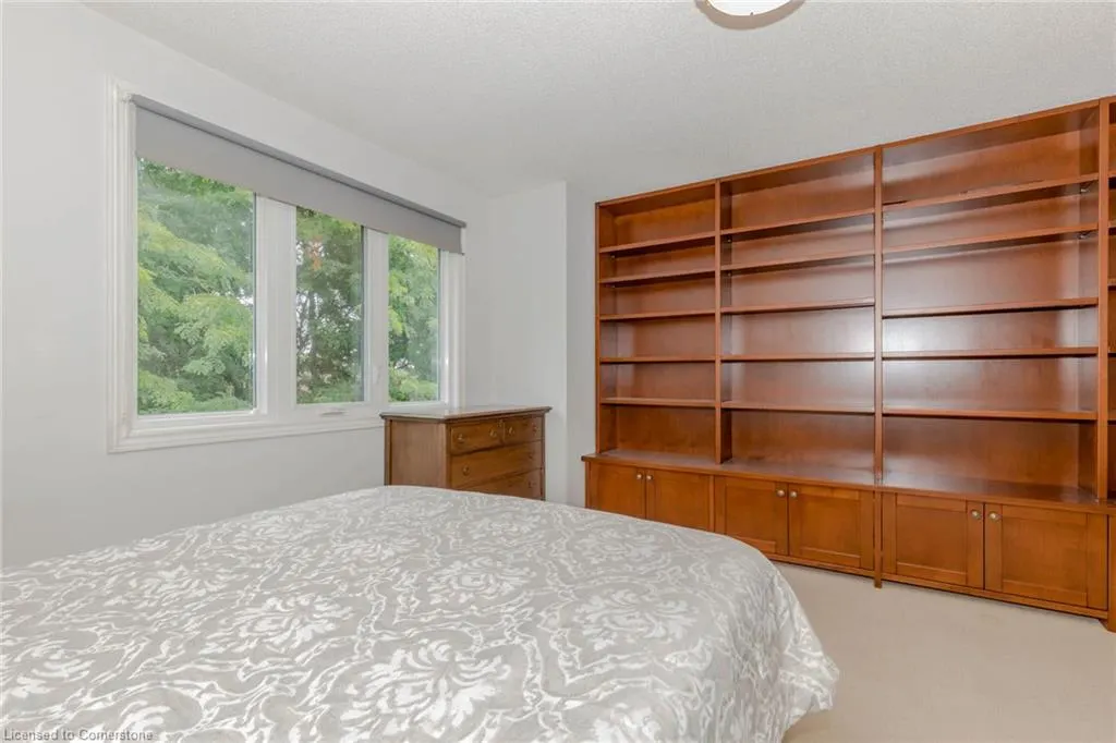 523 Beechwood Drive, #4