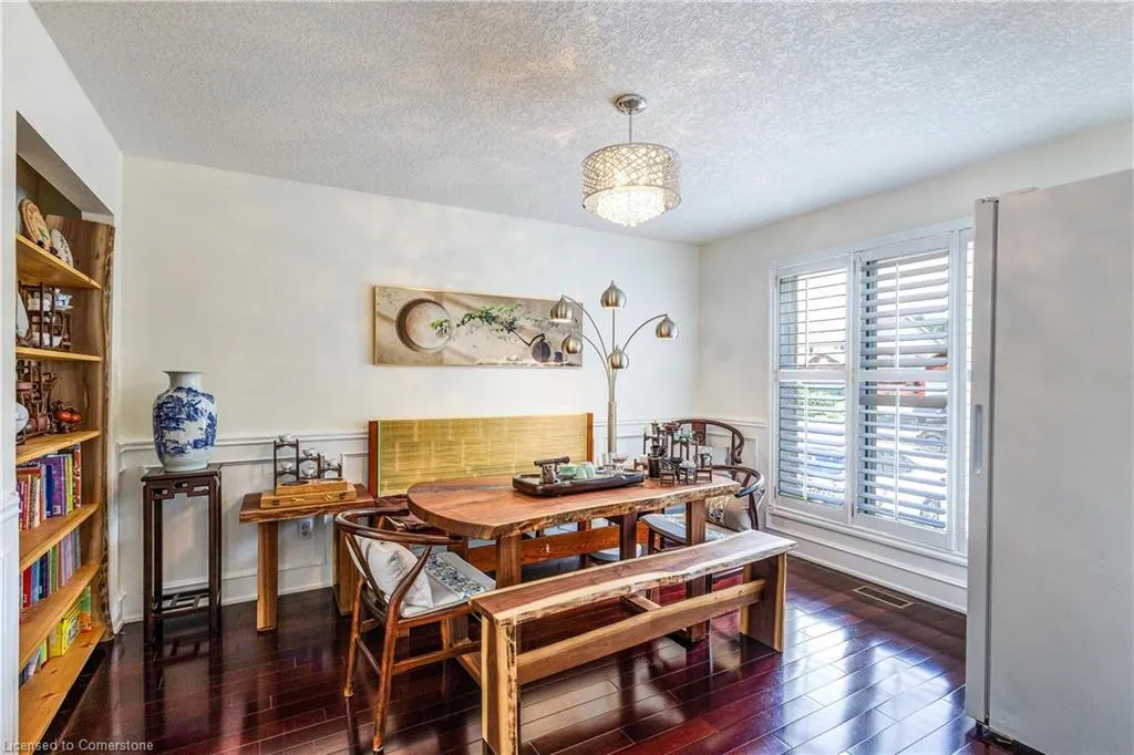 525 Leighland Drive