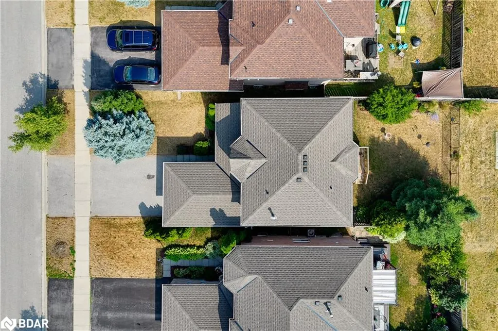 39 Lang Drive