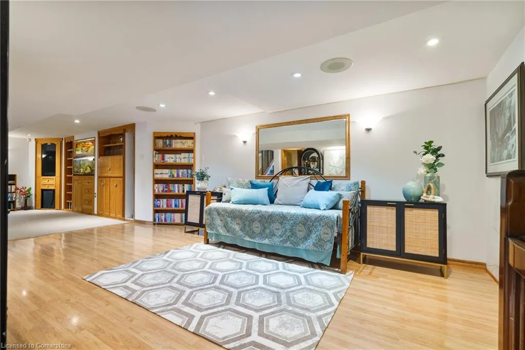 160 Mohawk Road