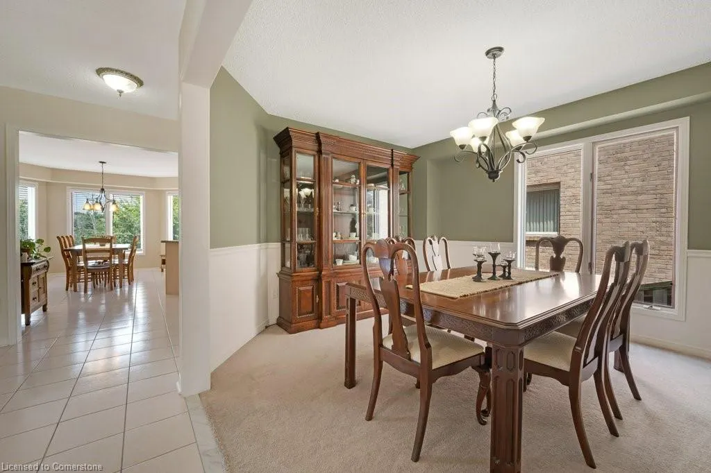32 Kingfisher Crescent