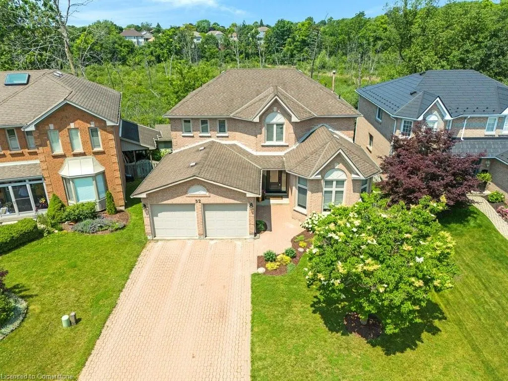 32 Kingfisher Crescent