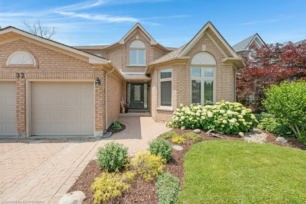 32 Kingfisher Crescent