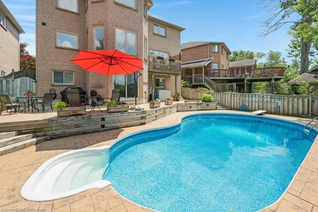 32 Kingfisher Crescent