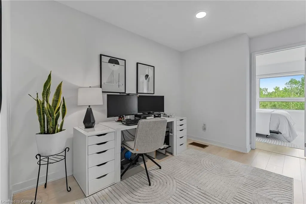 1121 Cooke Boulevard, #90