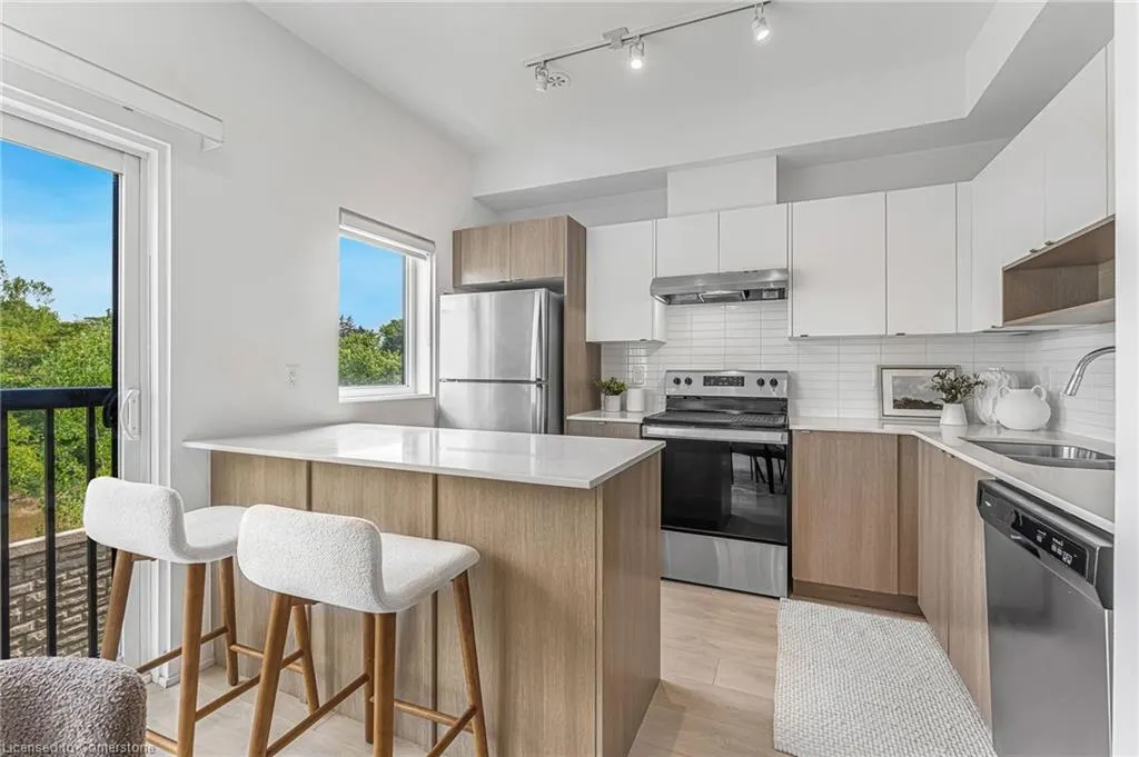 1121 Cooke Boulevard, #90