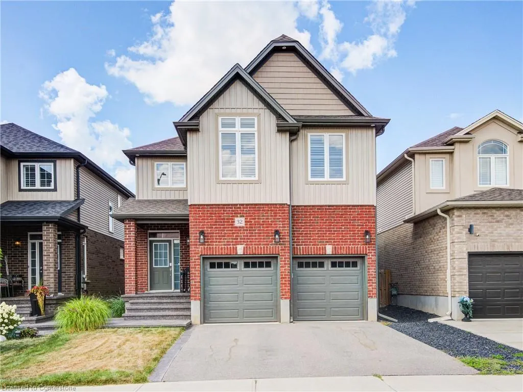 32 Arlington Parkway