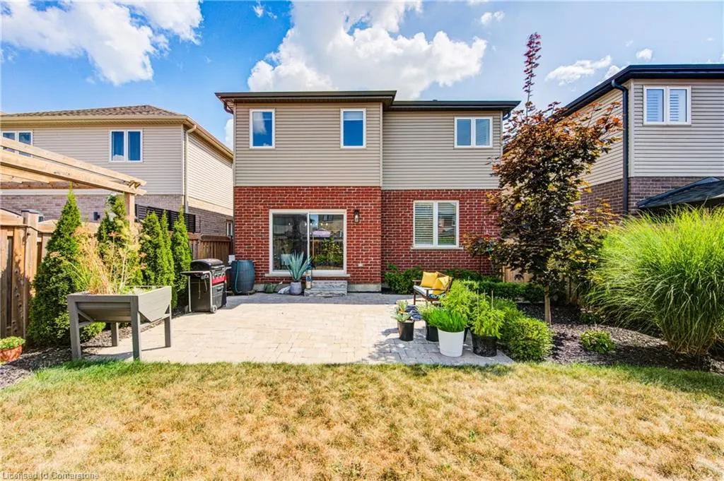32 Arlington Parkway