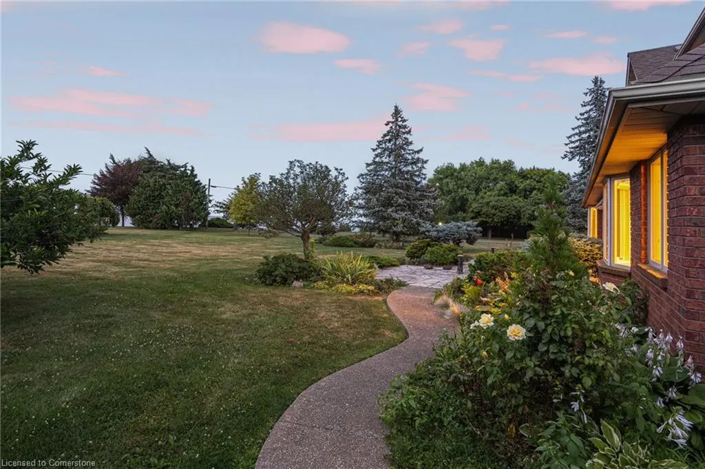 3503 Lakeshore Road