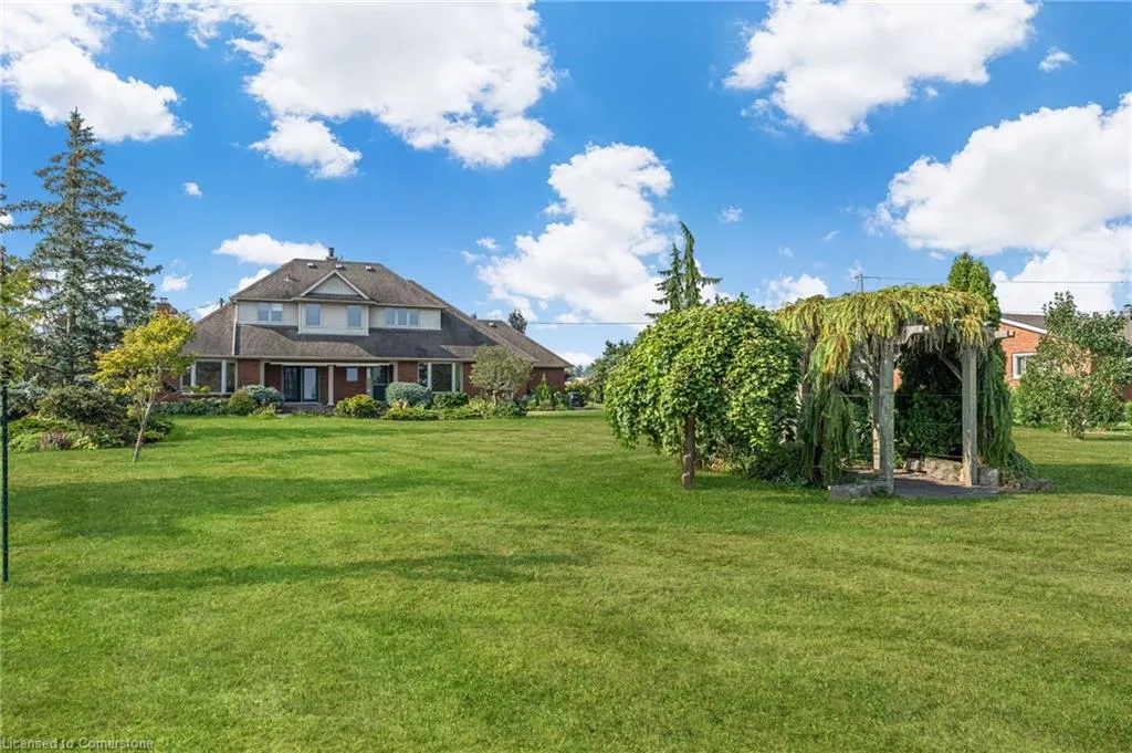 3503 Lakeshore Road