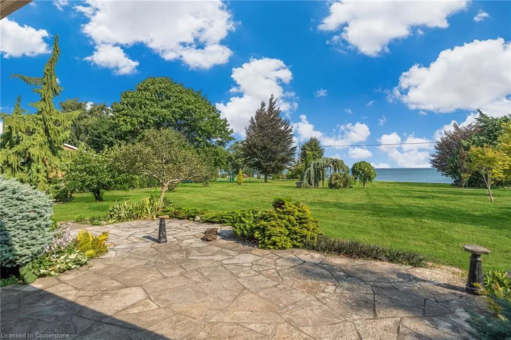 3503 Lakeshore Road