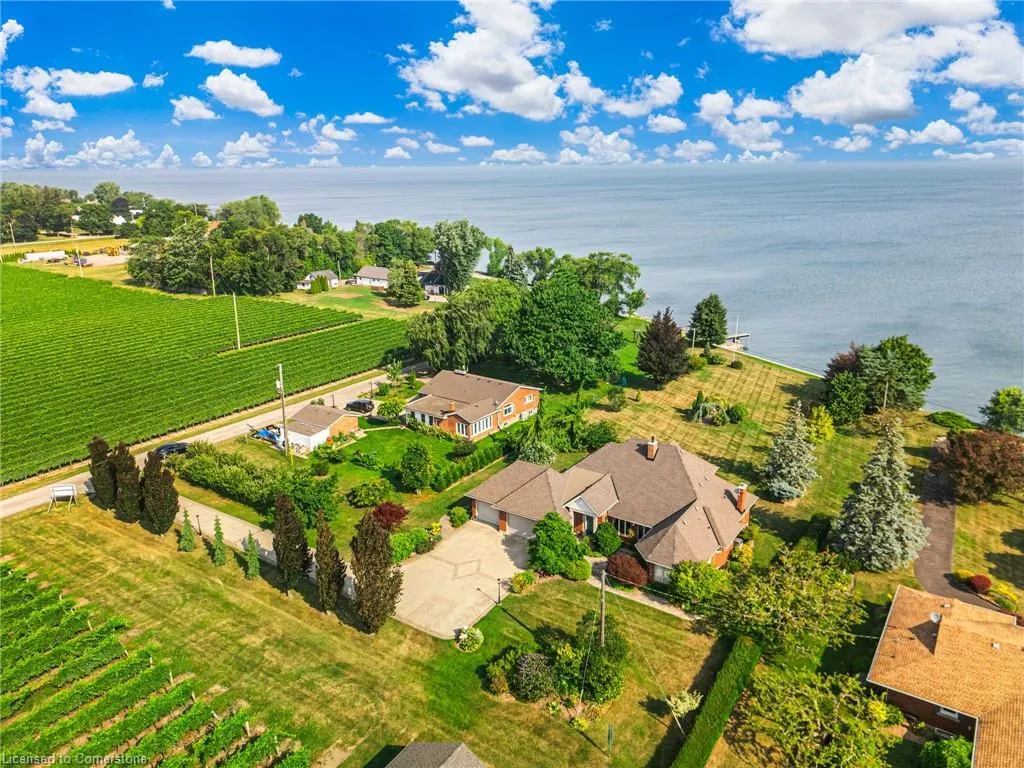 3503 Lakeshore Road