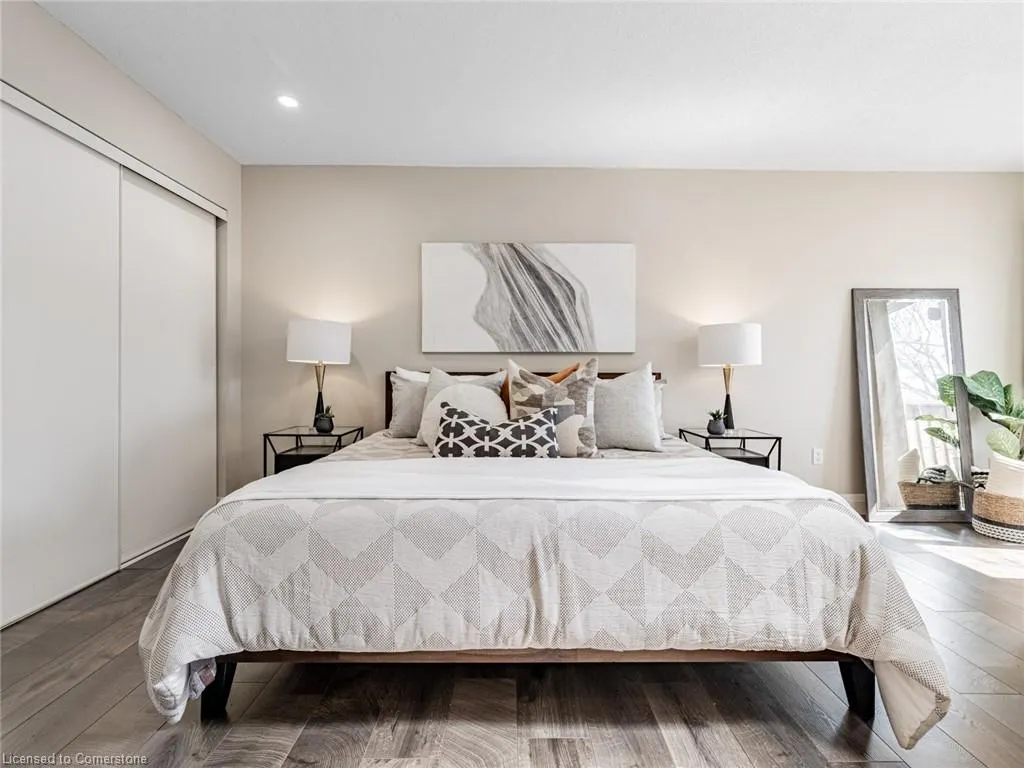 2055 Walkers Line, #227