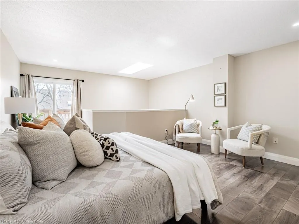 2055 Walkers Line, #227