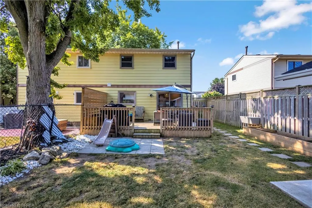92 White Owl Crescent