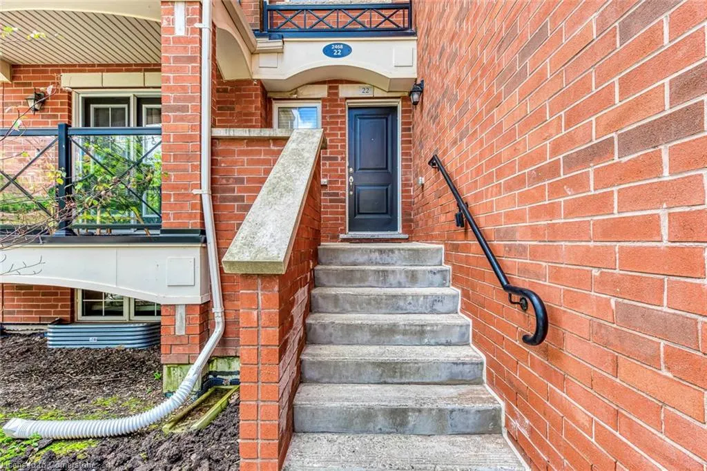 2468 Post Road, #22