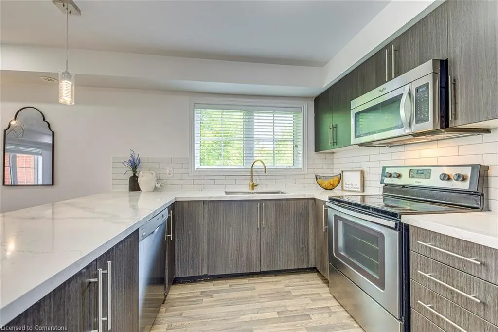 2468 Post Road, #22