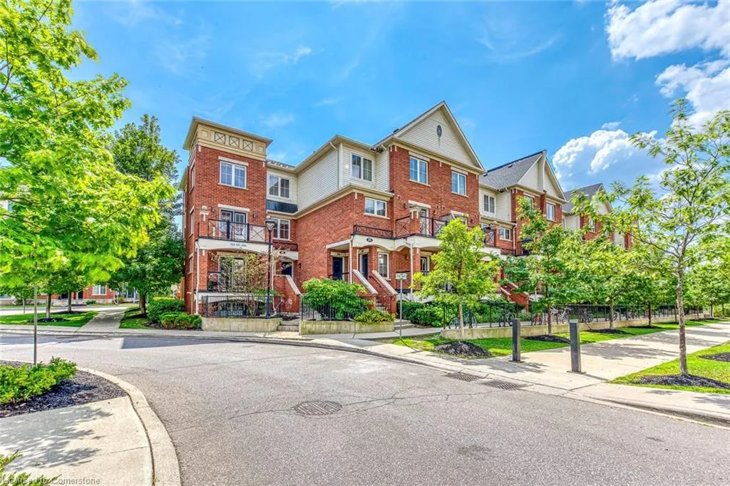 2468 Post Road, #22