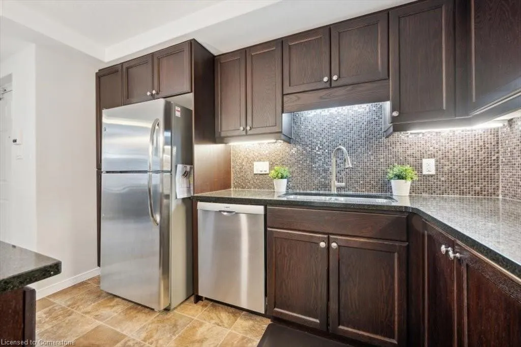 1460 Highland Road W, #11B