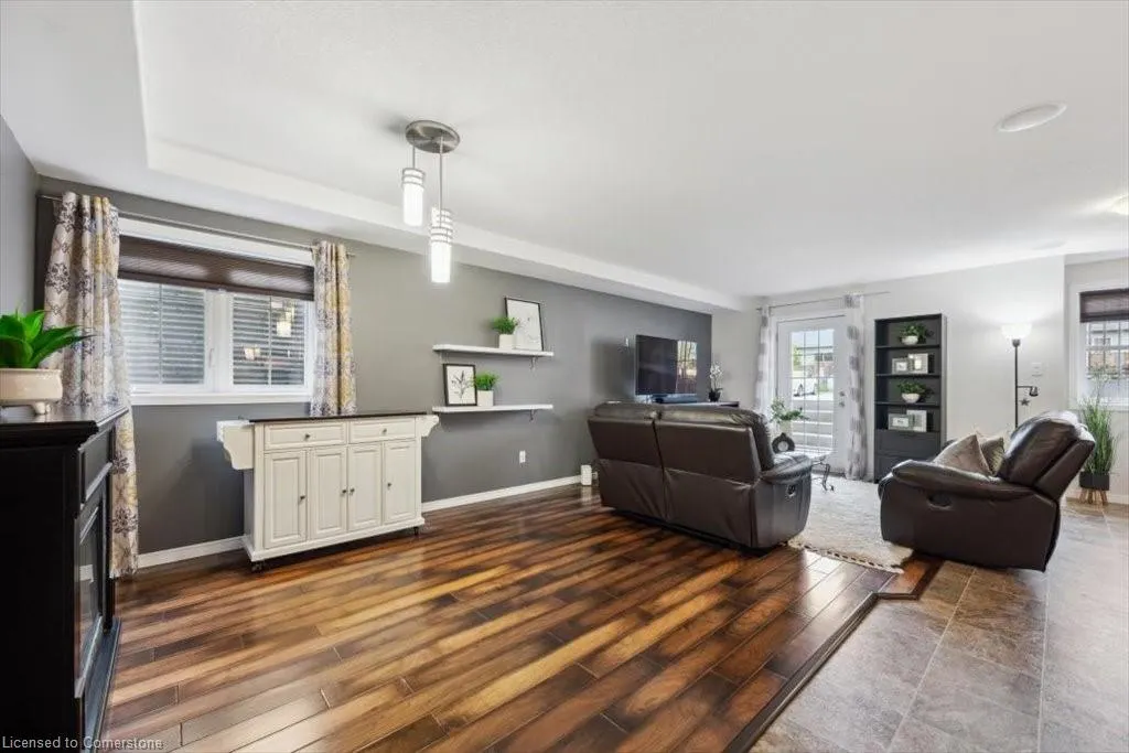 1460 Highland Road W, #11B