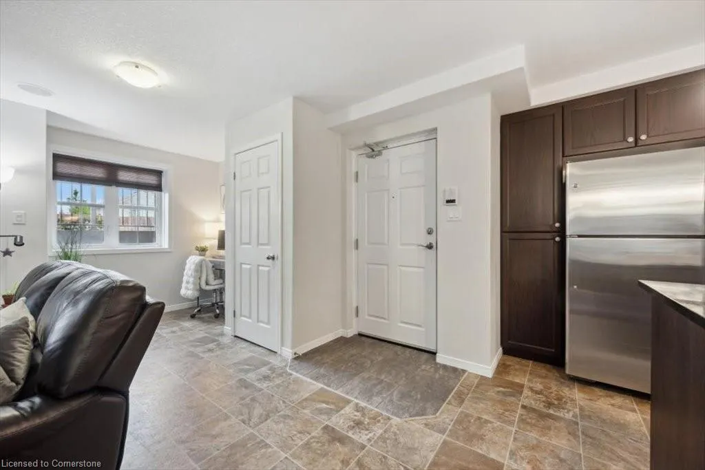 1460 Highland Road W, #11B
