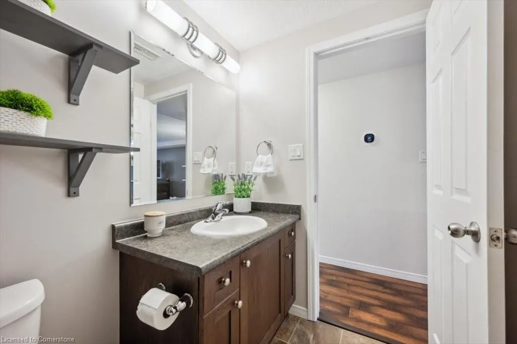 1460 Highland Road W, #11B