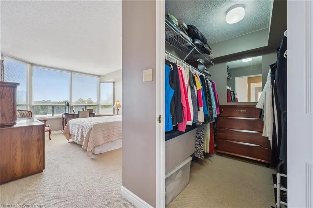 6 Willow Street, #704