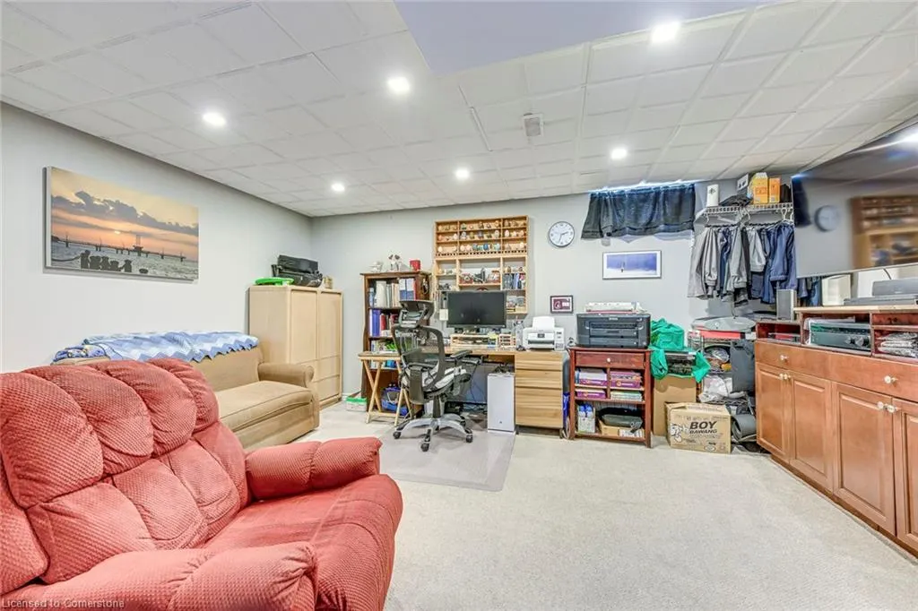 1809 Upper Wentworth Street, #17
