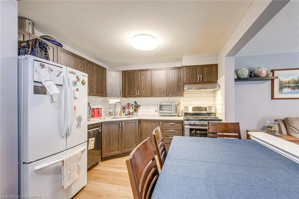 1809 Upper Wentworth Street, #17