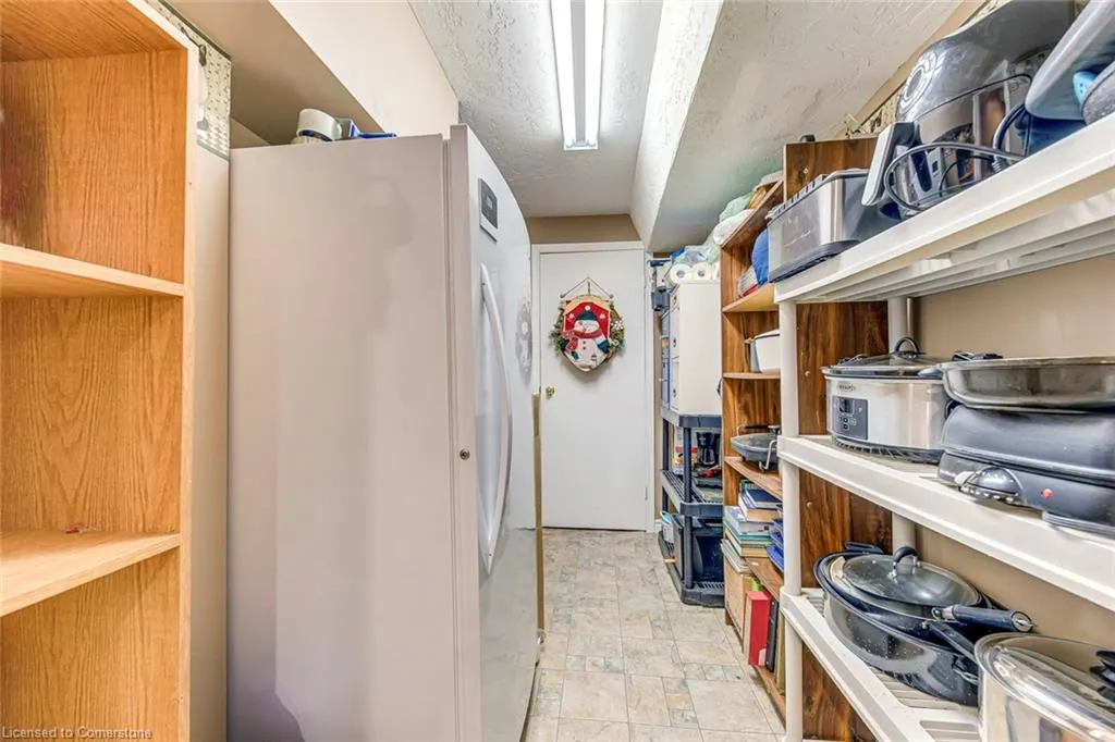 1809 Upper Wentworth Street, #17