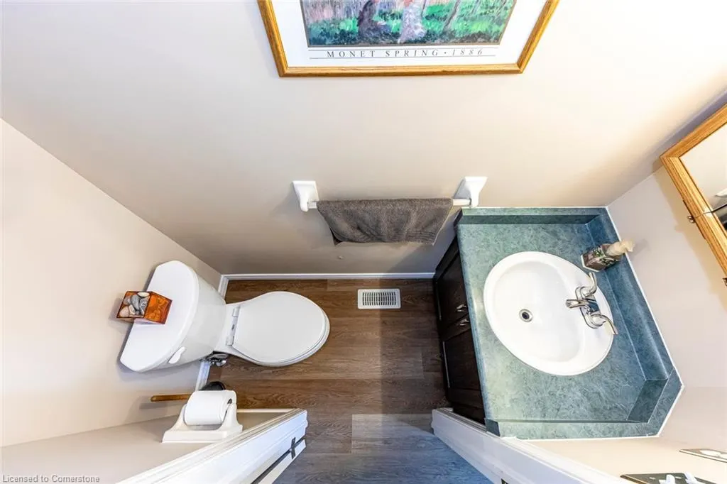 1809 Upper Wentworth Street, #17