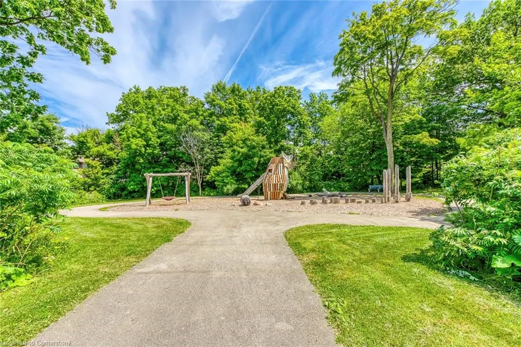 1809 Upper Wentworth Street, #17