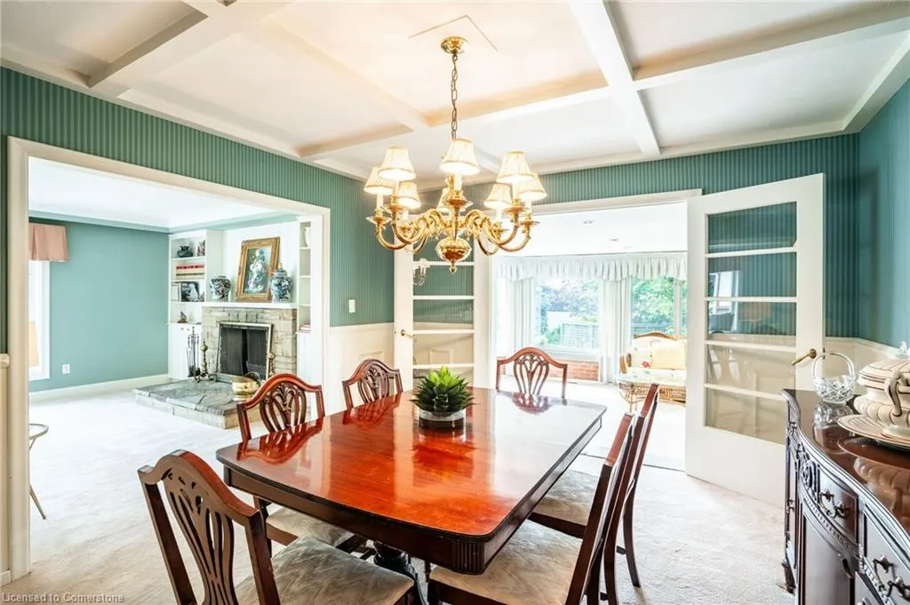 426 North Shore Boulevard W