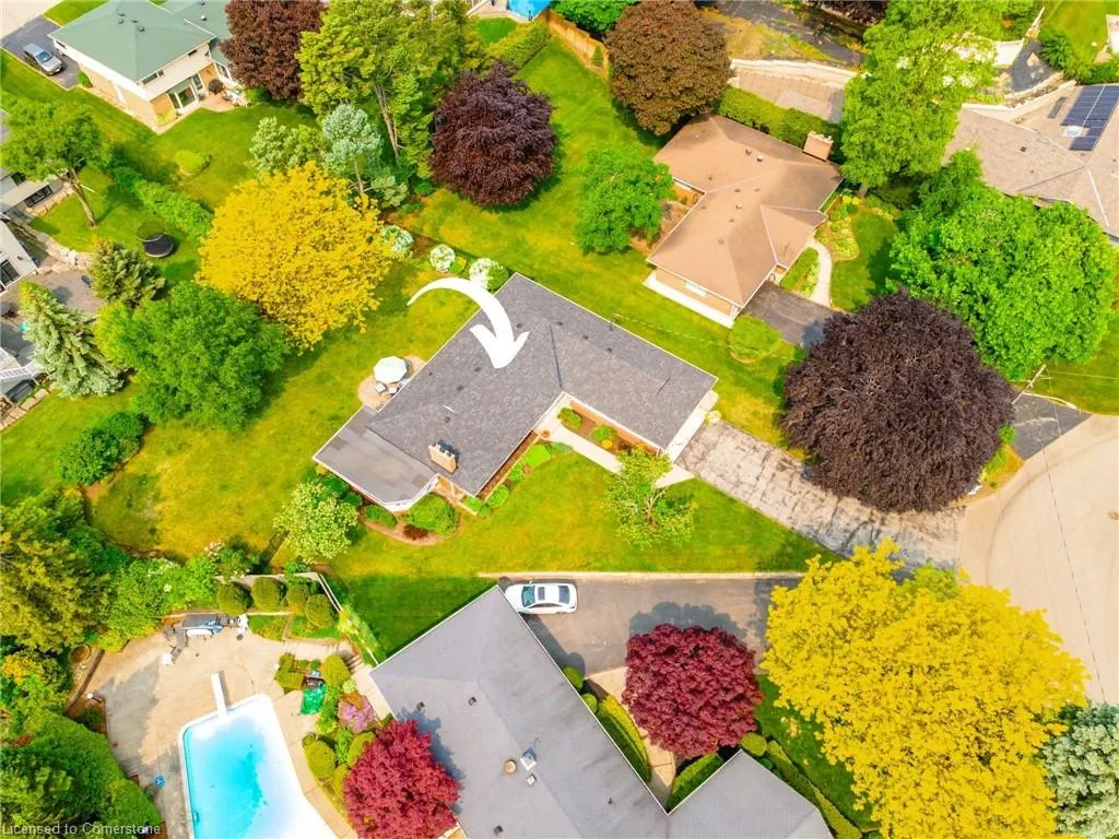 426 North Shore Boulevard W