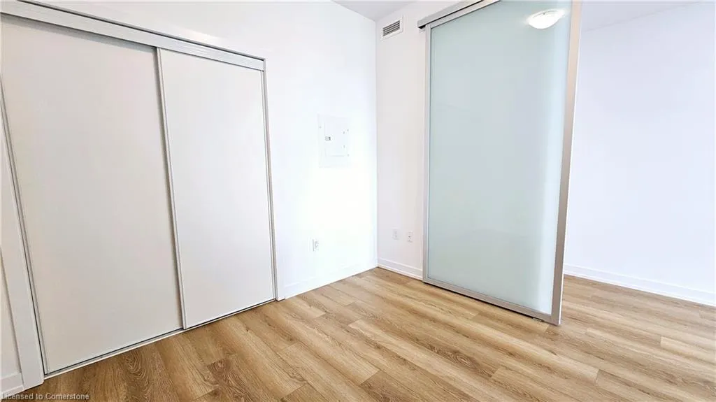 470 Dundas Street E, #322