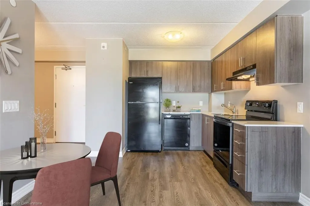 716 Main Street E, #509