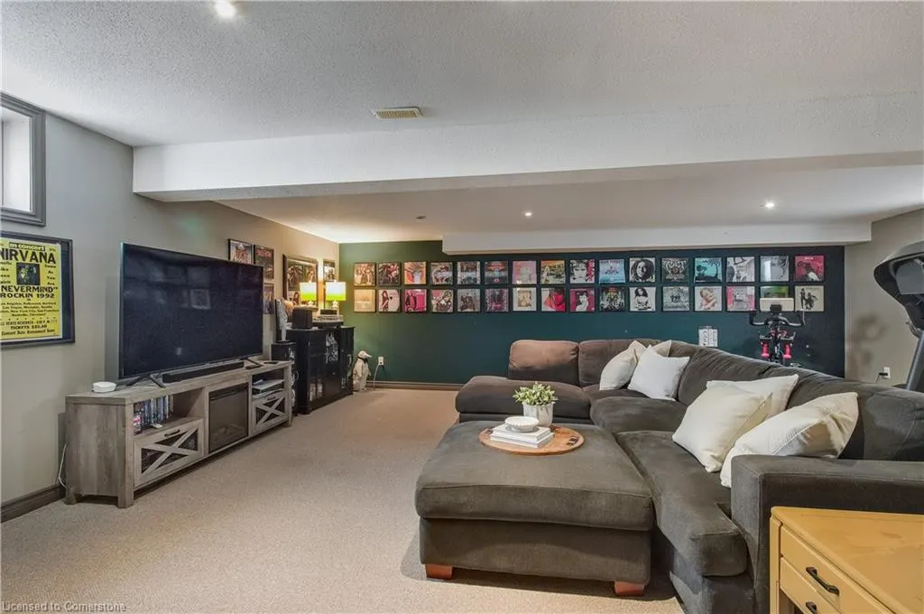 19 Apple Ridge Drive
