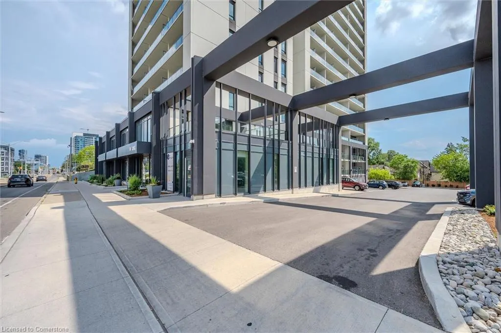 741 King Street W, #501