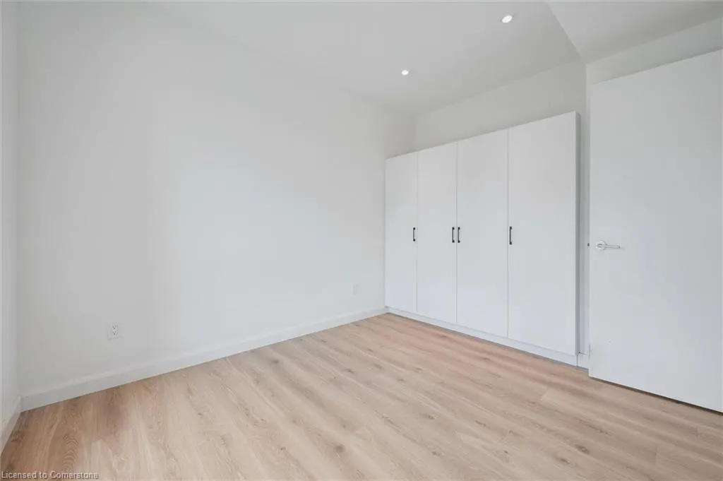 741 King Street W, #501