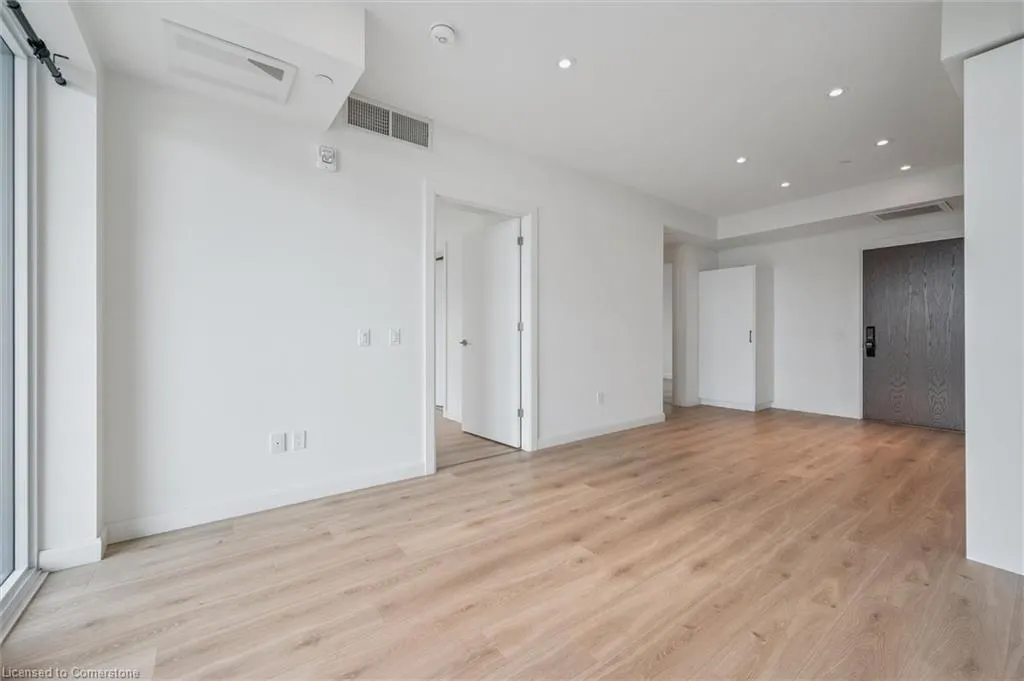 741 King Street W, #501