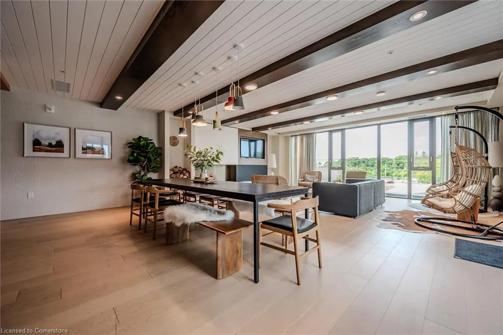 741 King Street W, #501