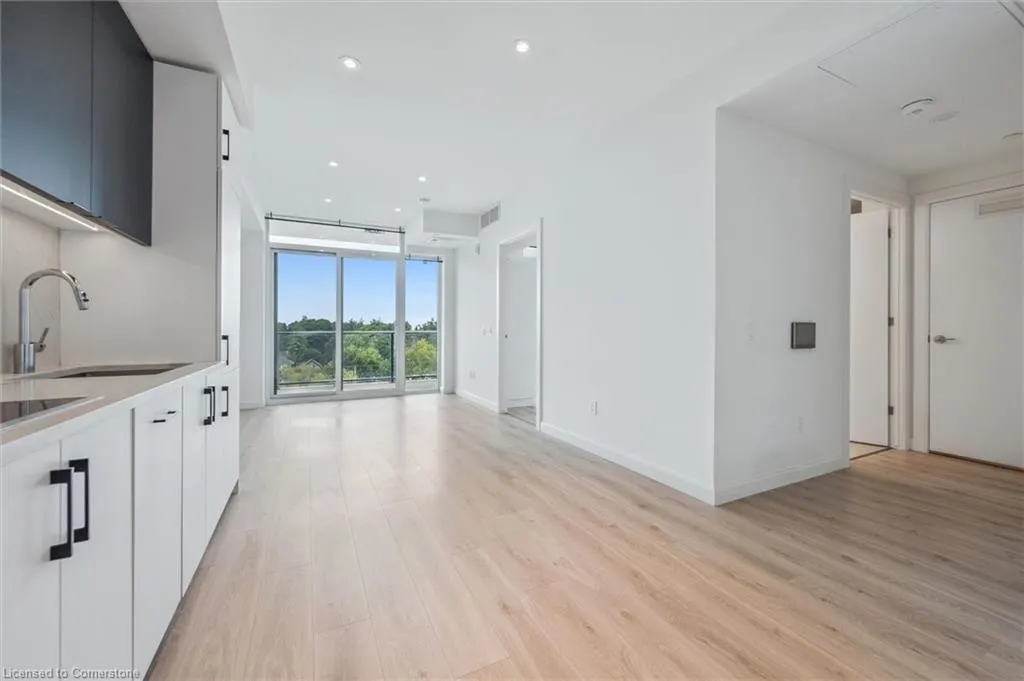 741 King Street W, #501