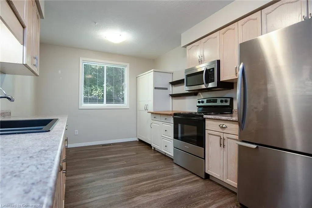 9 Macville Avenue, #A & B