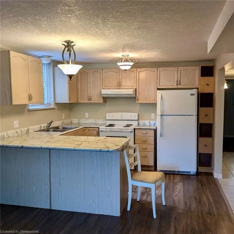 9 Macville Avenue, #A & B