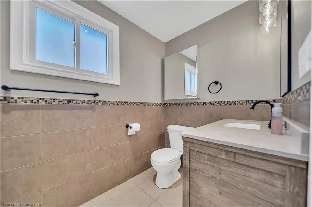28 Uxbridge Crescent